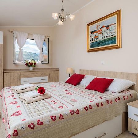 Apartmani Oaza Trogir Exteriör bild