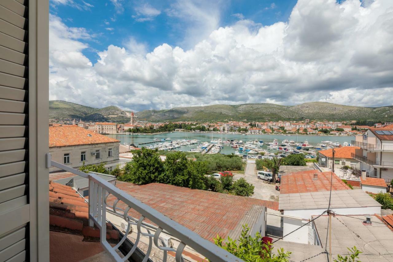 Apartmani Oaza Trogir Exteriör bild
