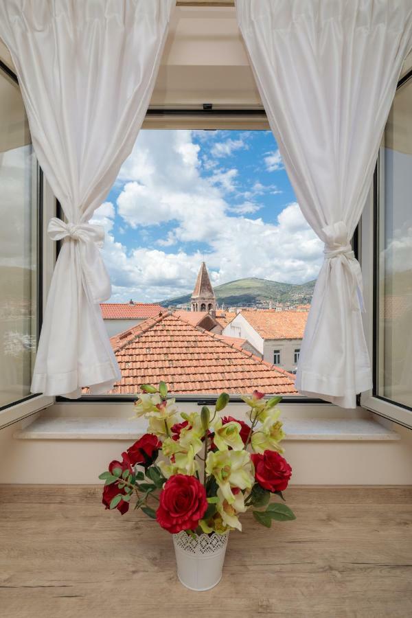 Apartmani Oaza Trogir Exteriör bild