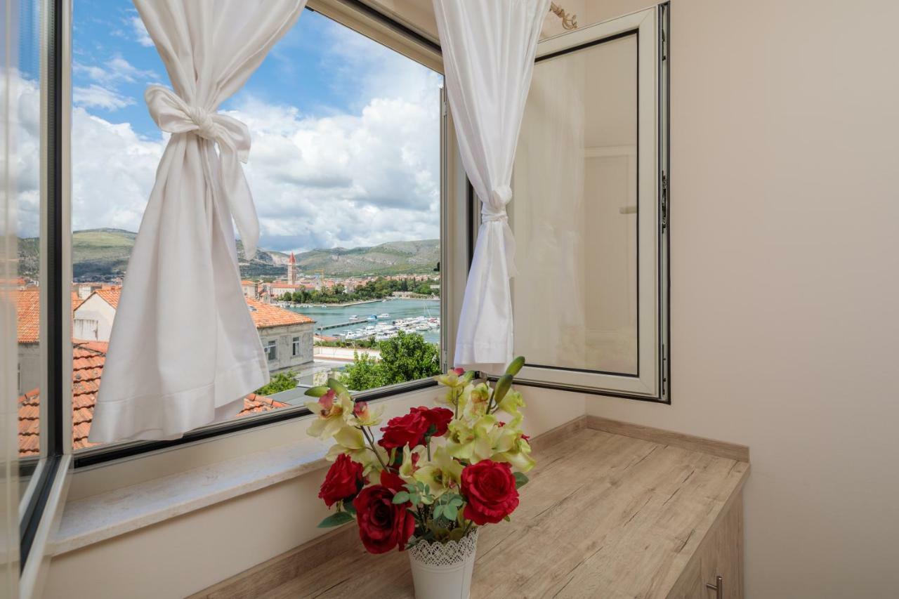 Apartmani Oaza Trogir Exteriör bild