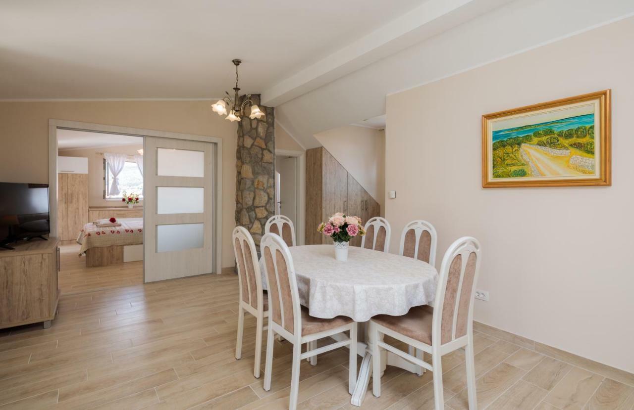 Apartmani Oaza Trogir Exteriör bild