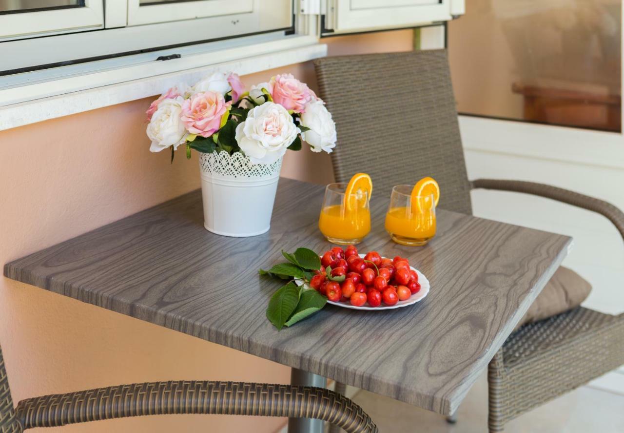 Apartmani Oaza Trogir Exteriör bild